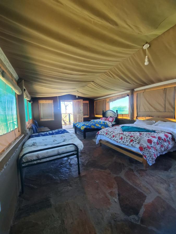 Semadep Safari Camp Bed & Breakfast Sekenani ภายนอก รูปภาพ